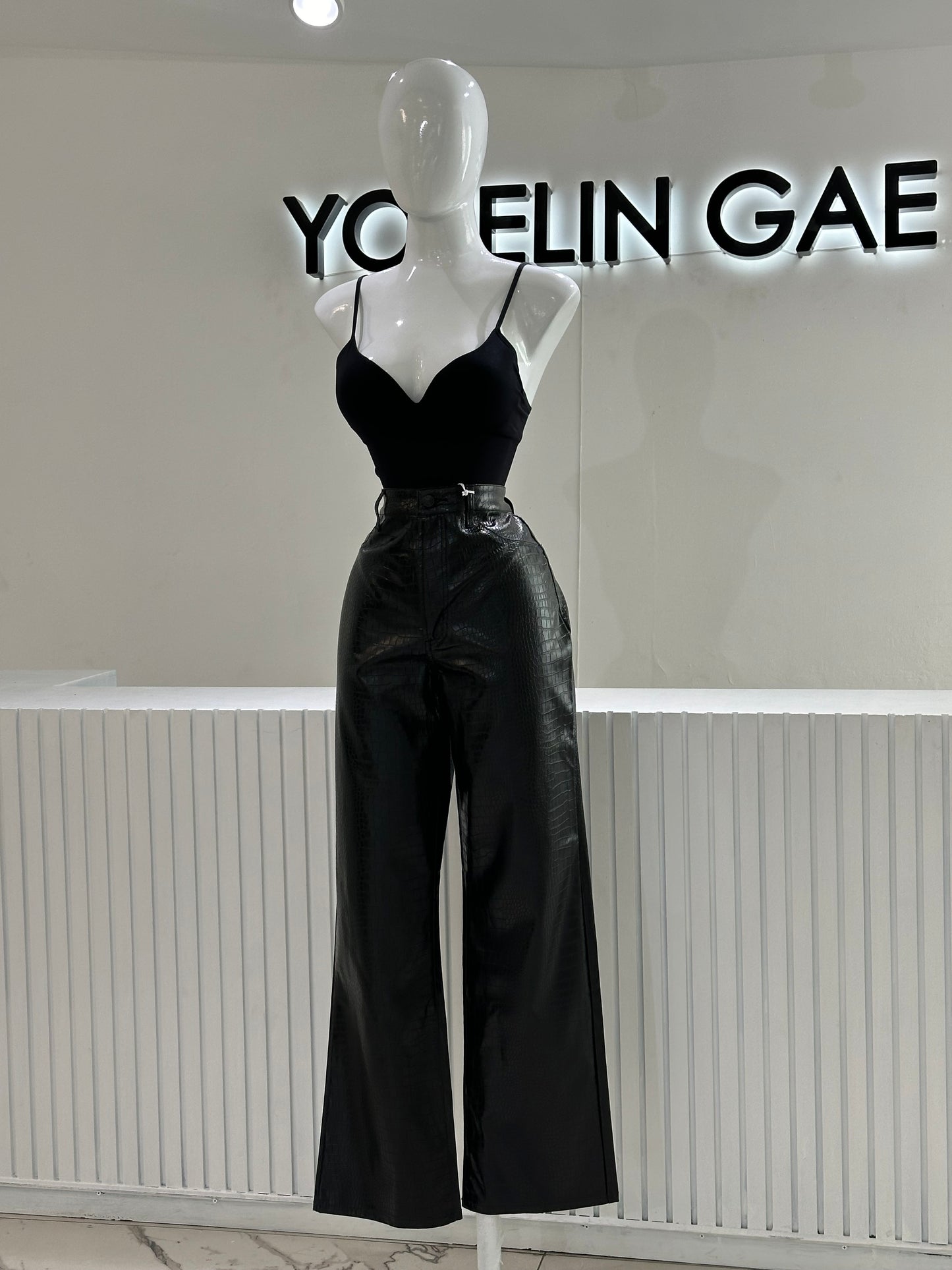 Pantalón Piel Cocodrilo