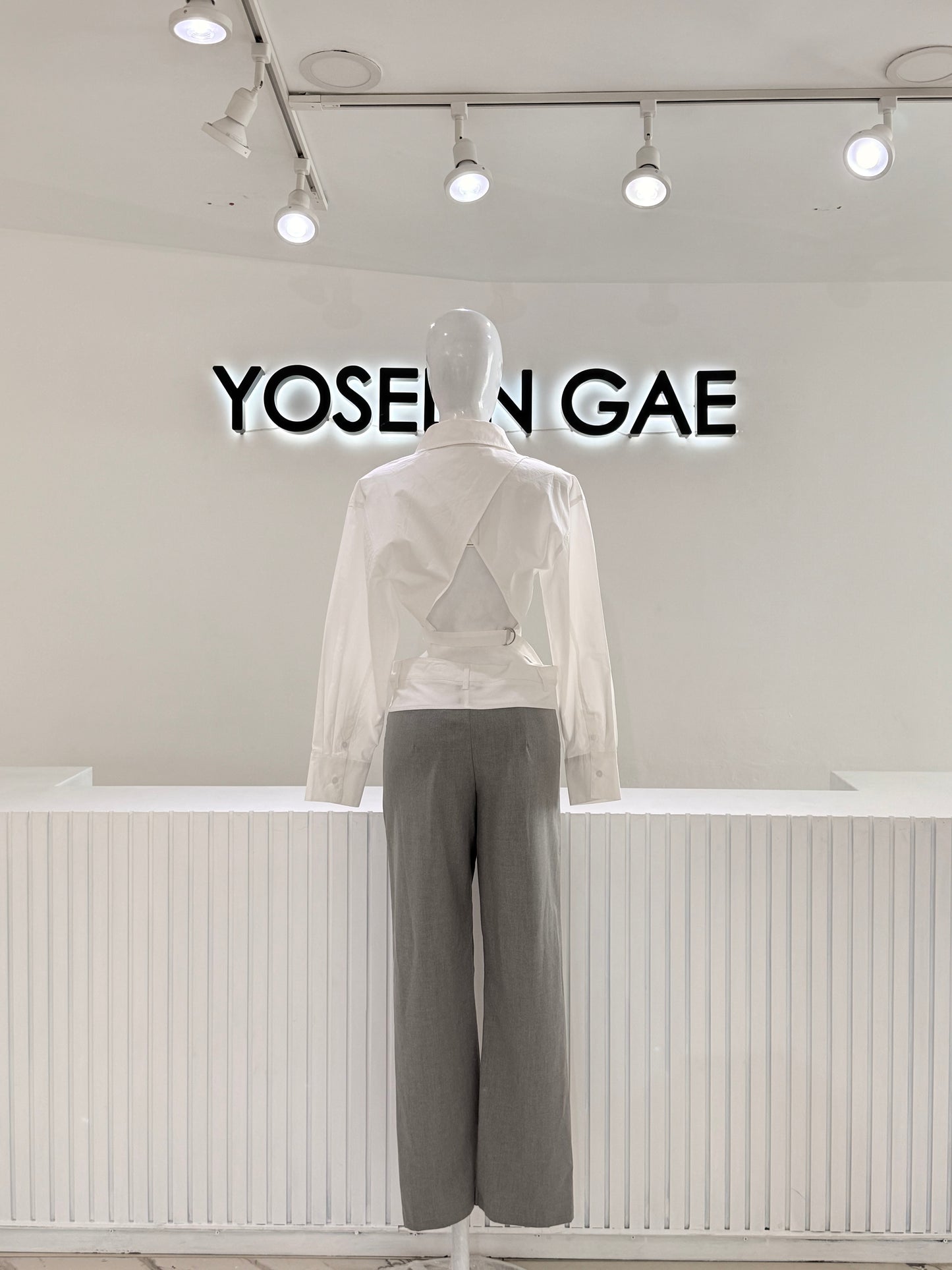 Pantalón Gris Borde
