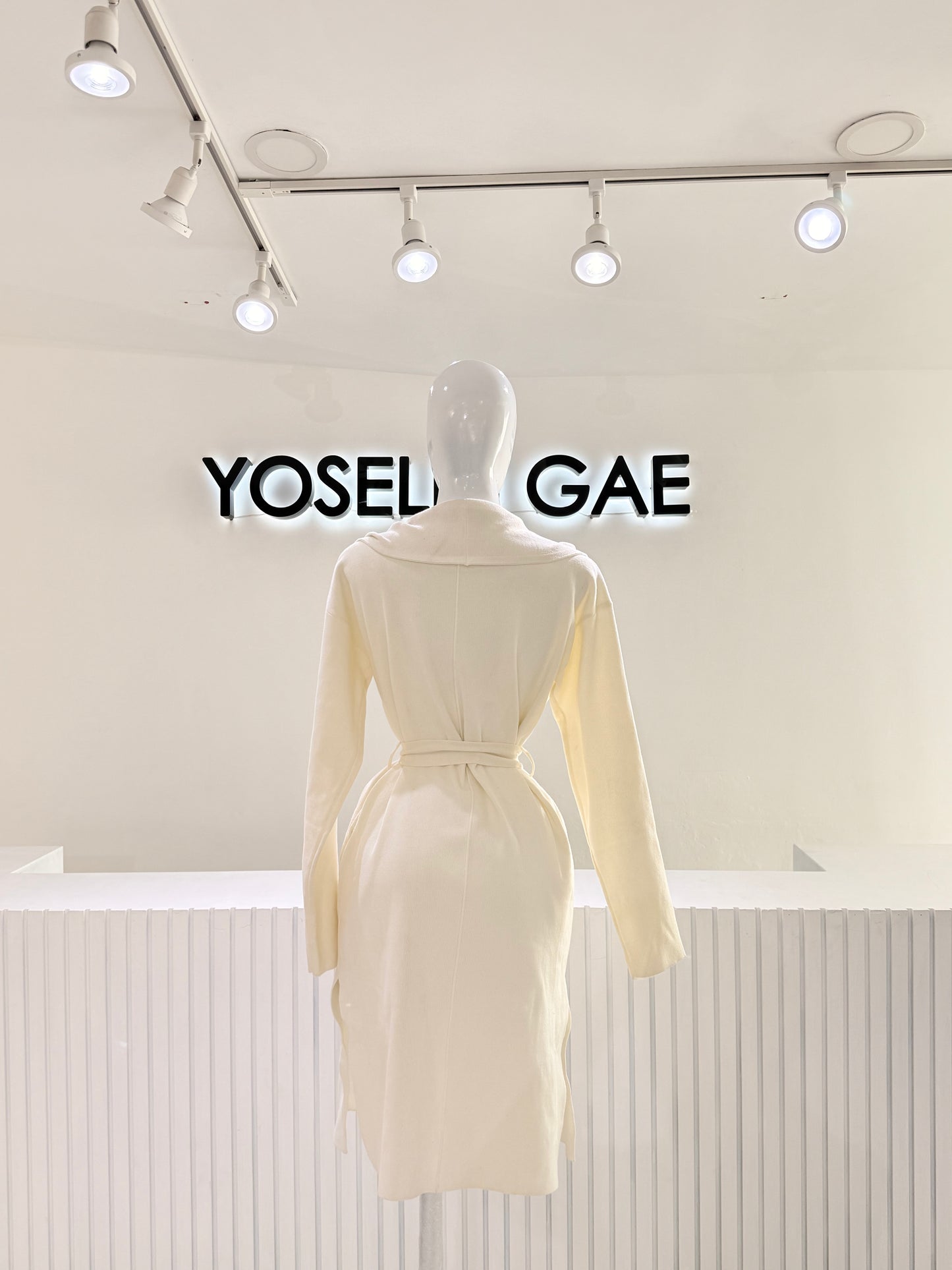 Gabardina Cream