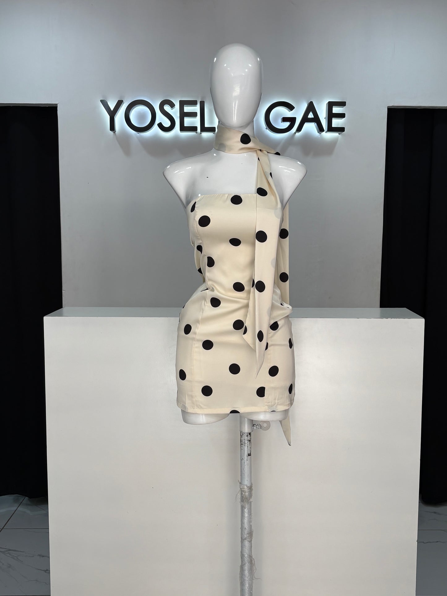 Vestido Lunares Blanco