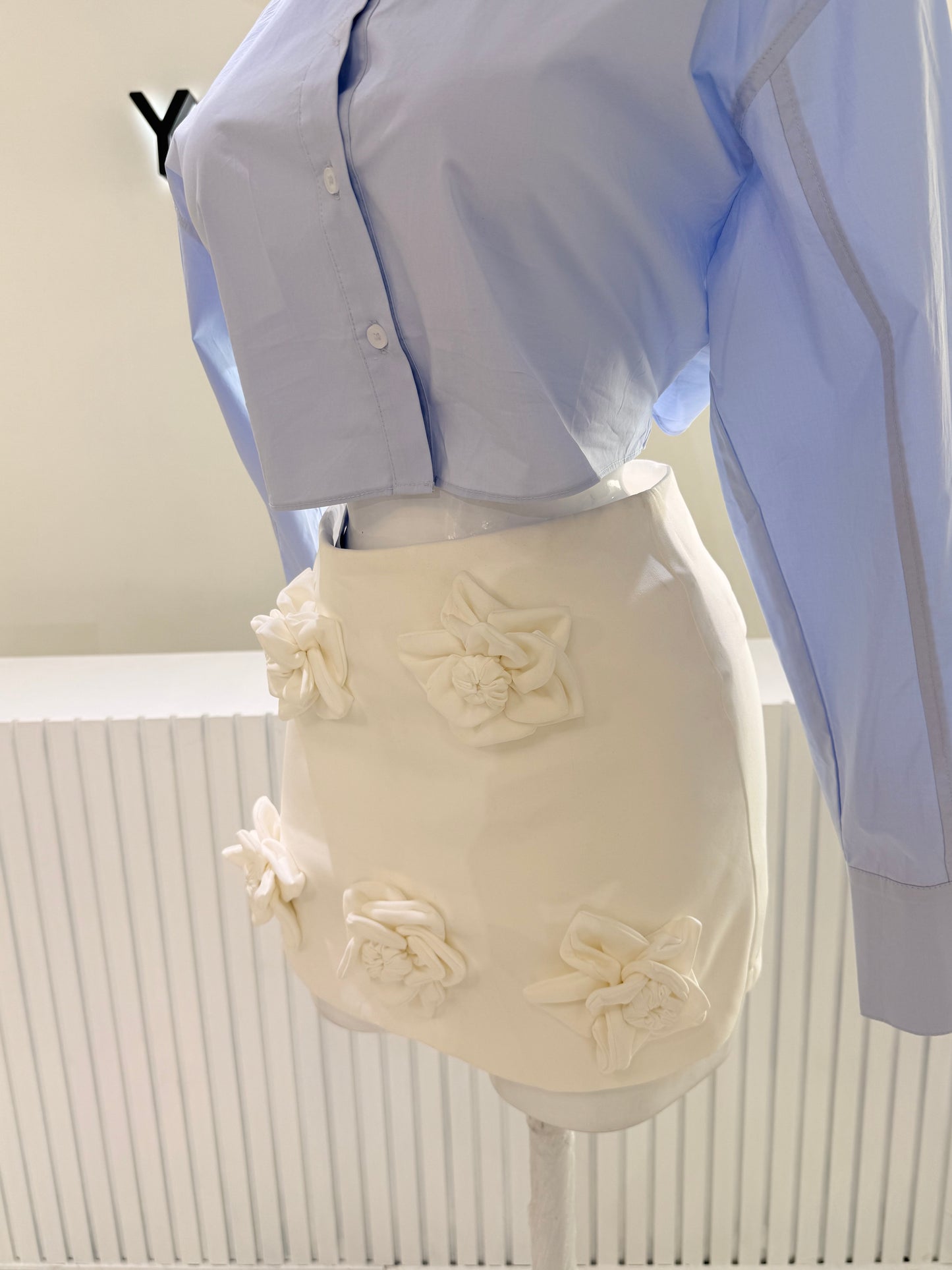 Short falda tulipanes