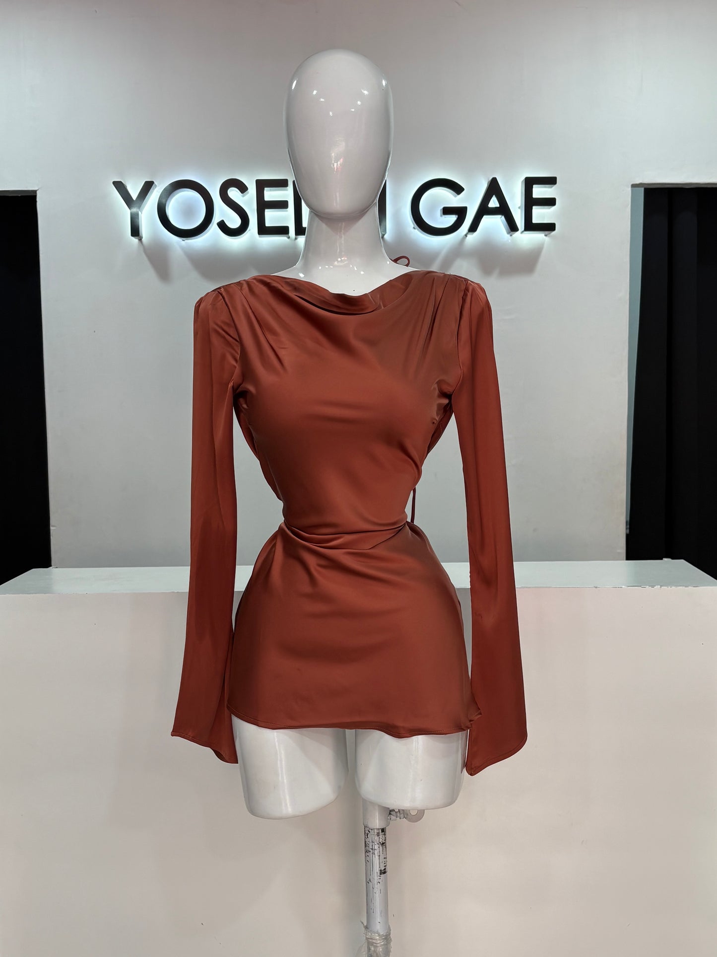 Vestido Satin Ladrillo