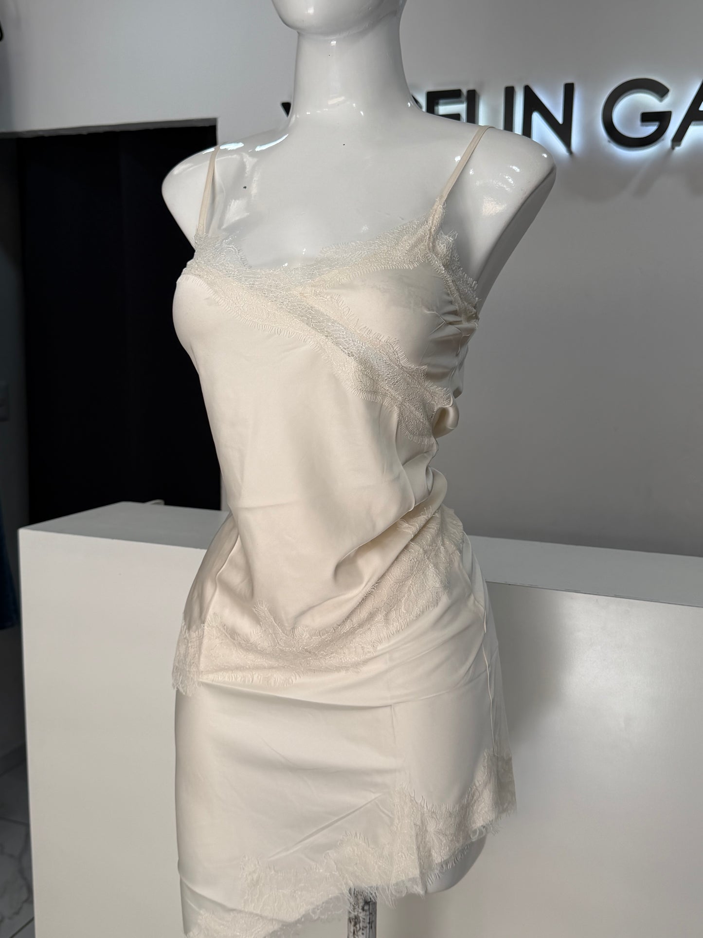 Set Cream Satin